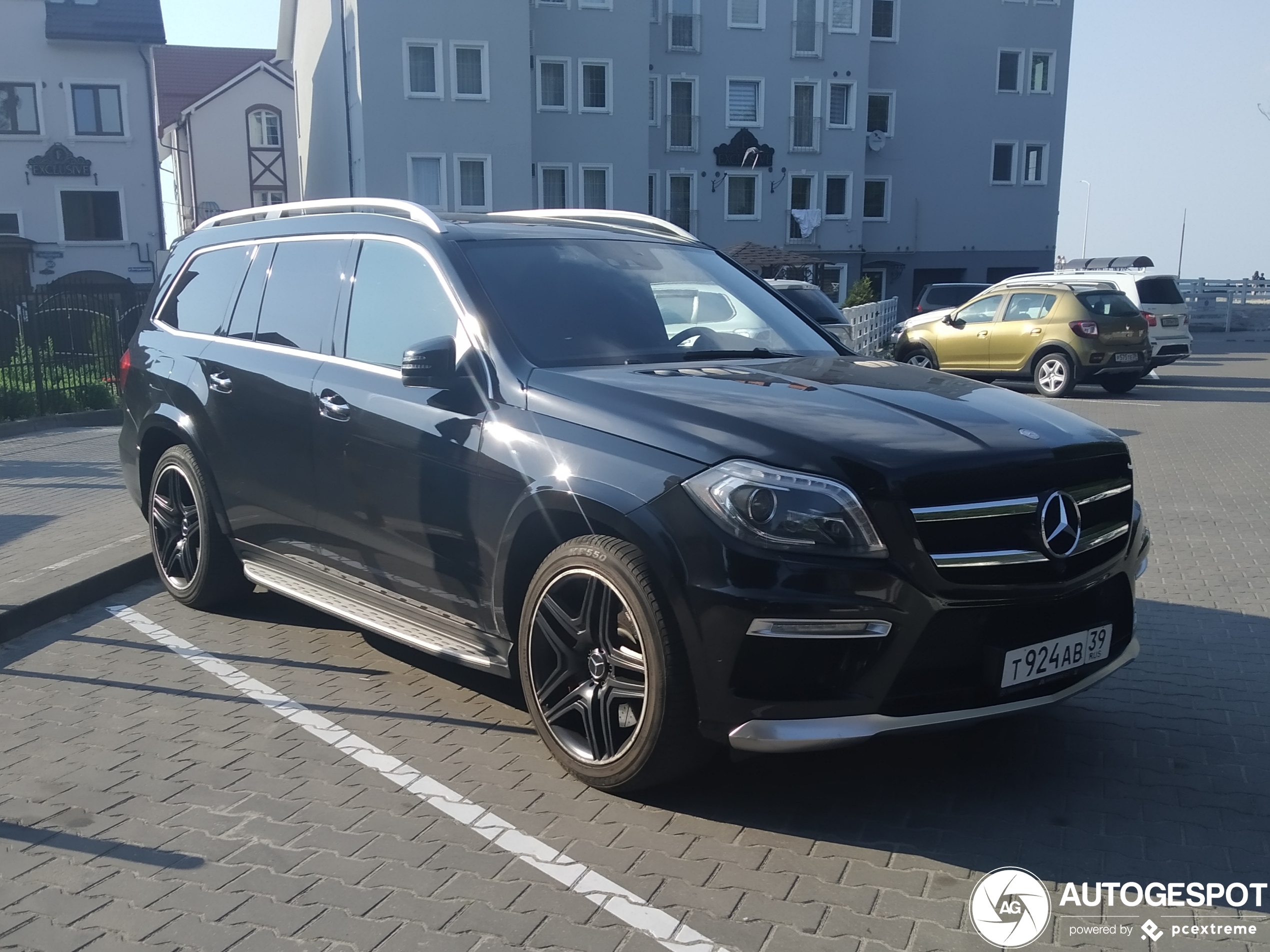 Mercedes-Benz GL 63 AMG X166