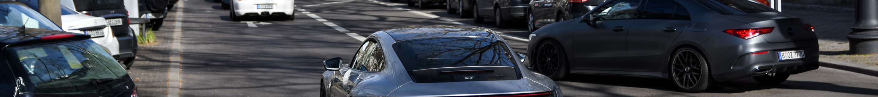 Porsche 992 GT3 Touring