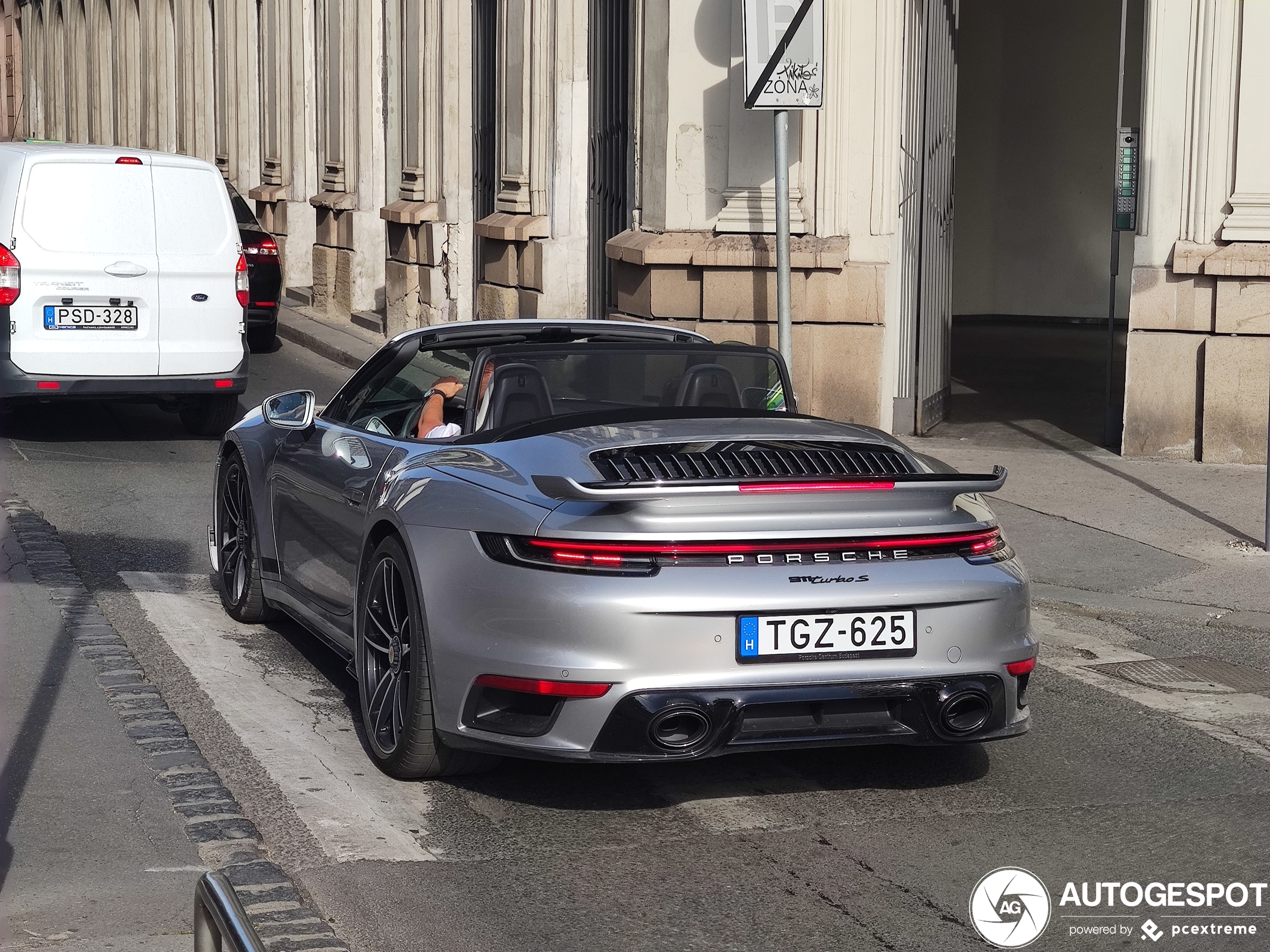 Porsche 992 Turbo S Cabriolet