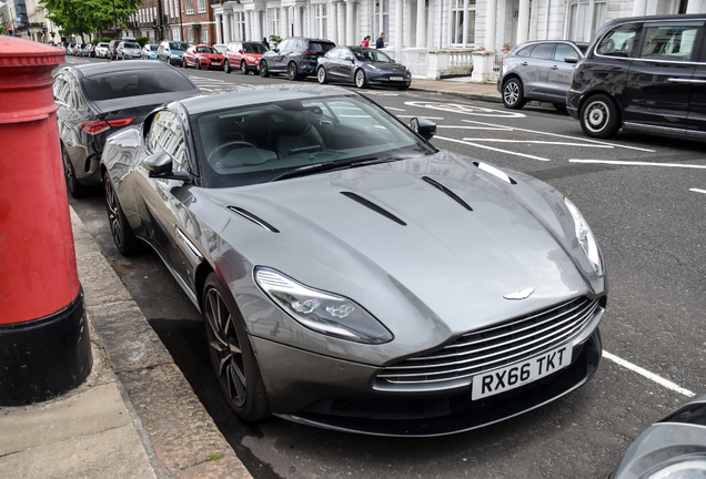 Aston Martin DB11