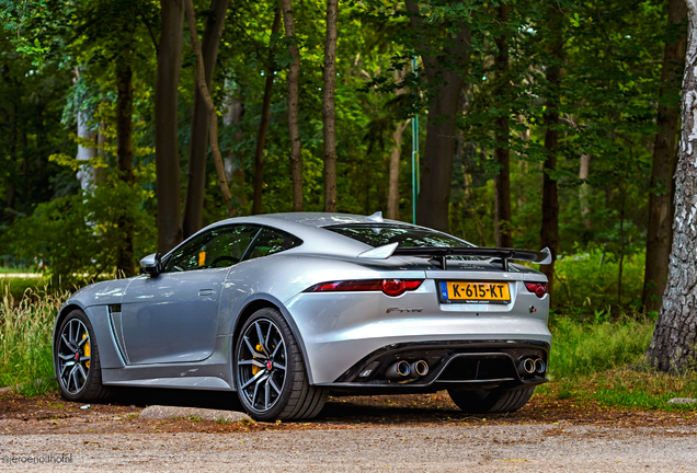 Jaguar F-TYPE SVR Coupé 2017