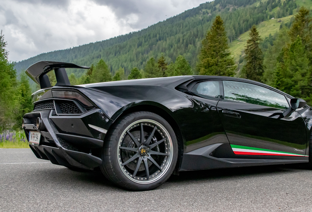 Lamborghini Huracán LP640-4 Performante