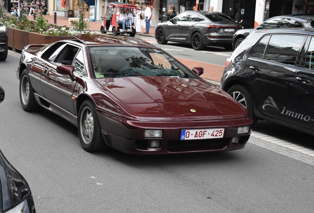 Lotus Esprit SE