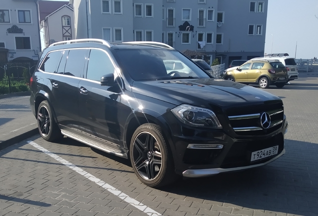 Mercedes-Benz GL 63 AMG X166