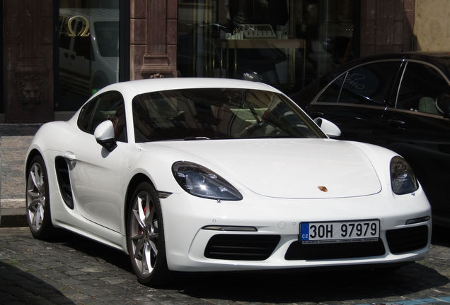 Porsche 718 Cayman S