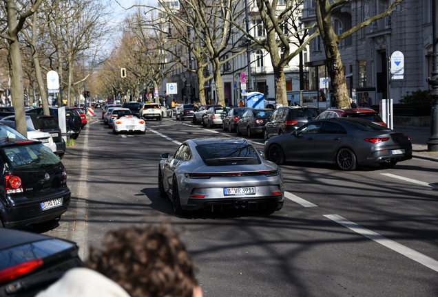 Porsche 992 GT3 Touring