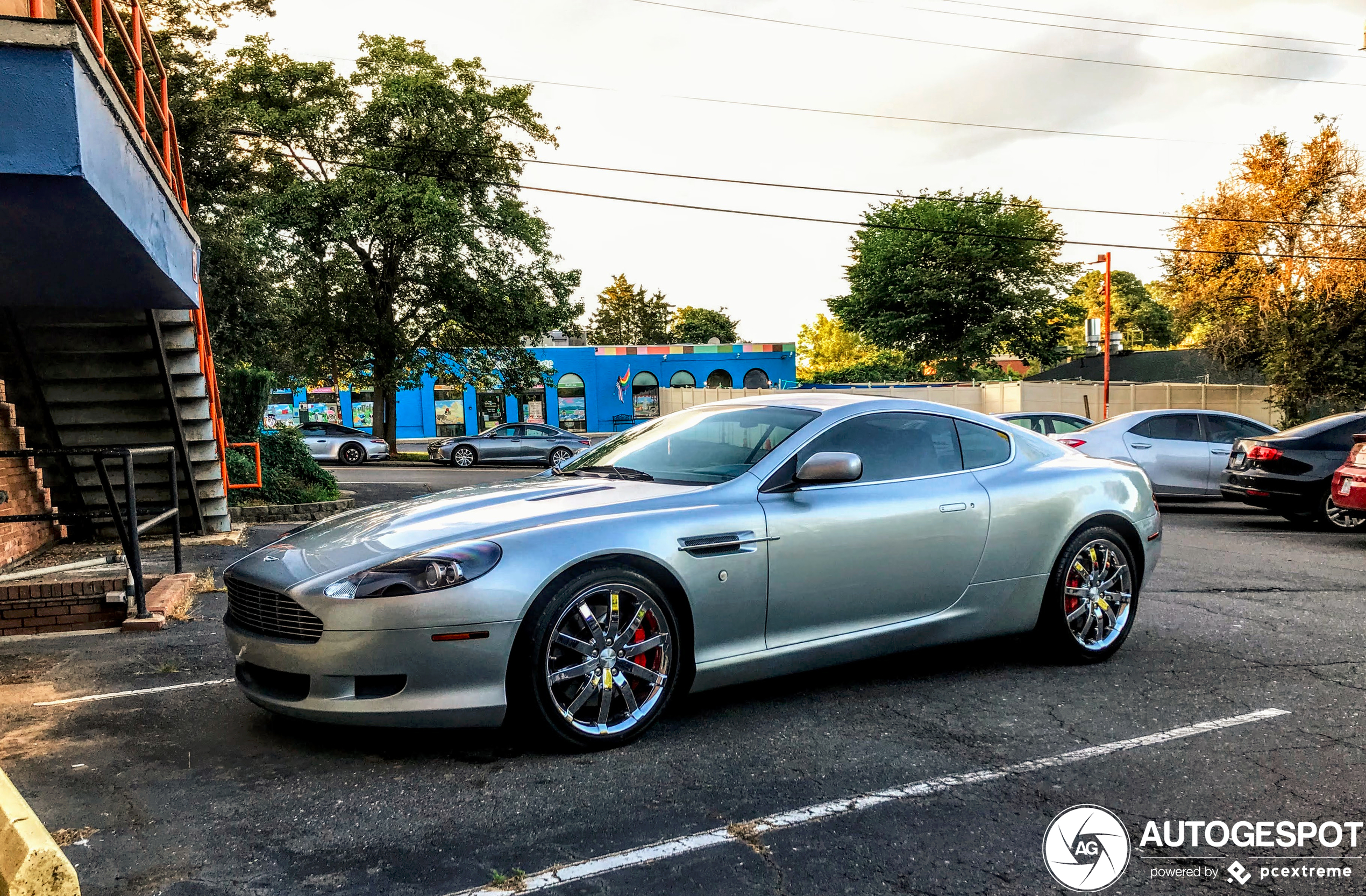 Aston Martin DB9