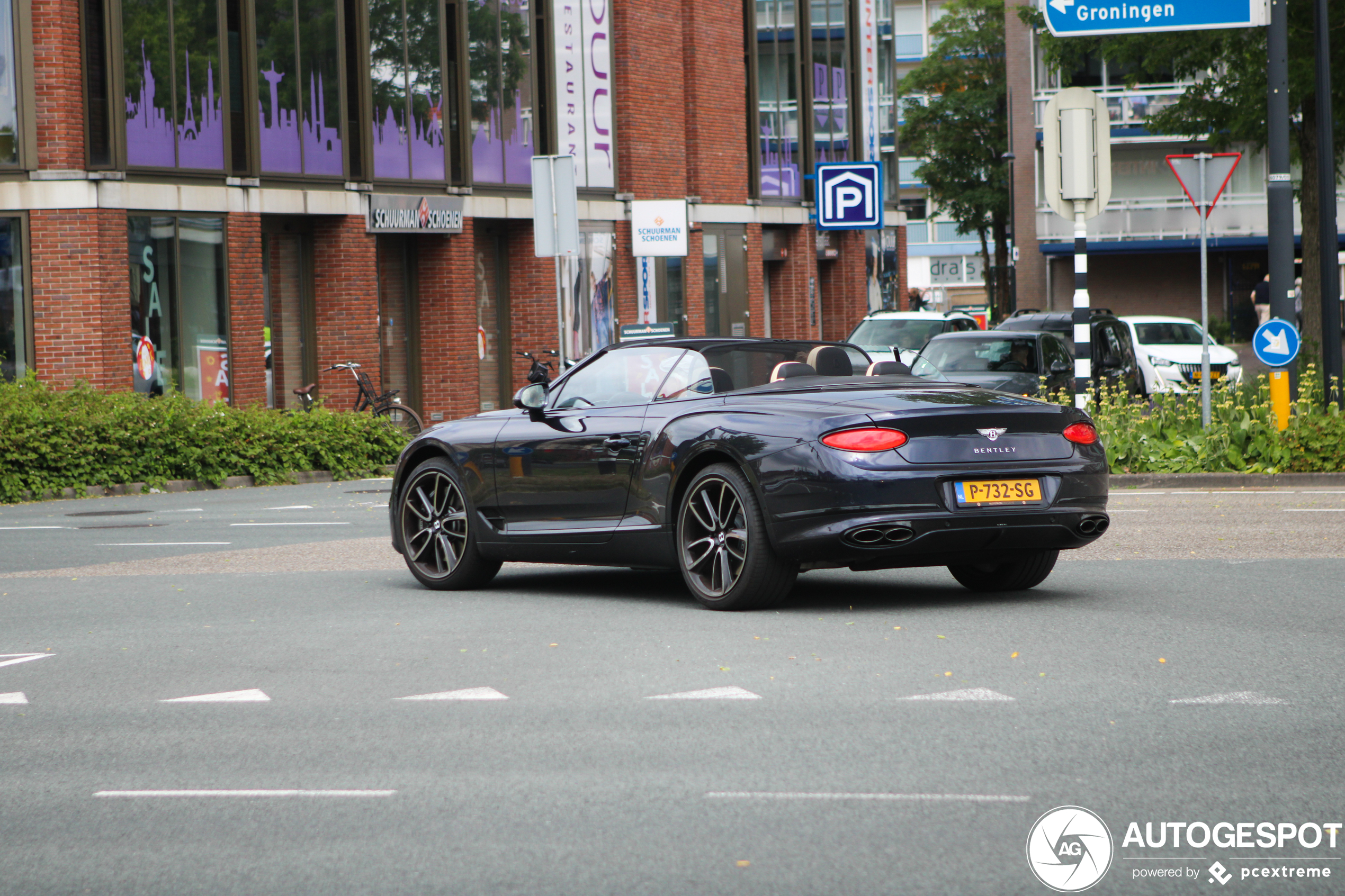 Bentley Continental GTC V8 2020