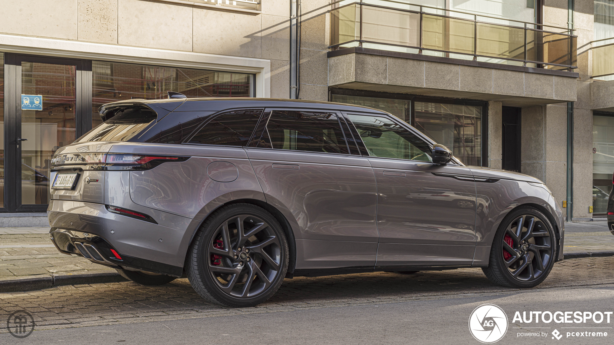 Land Rover Range Rover Velar SVAutobiography