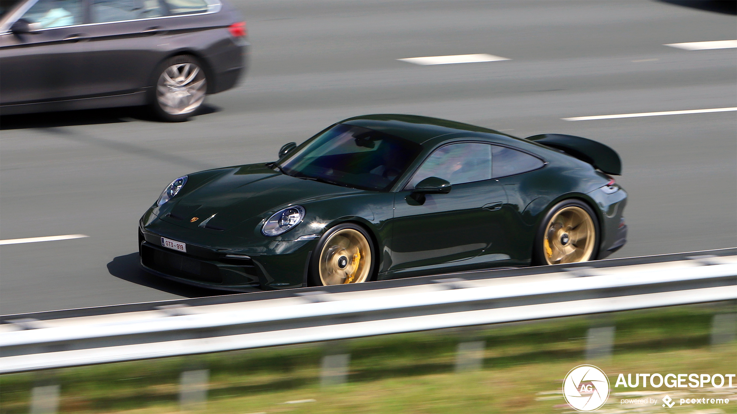 Porsche 992 GT3 Touring