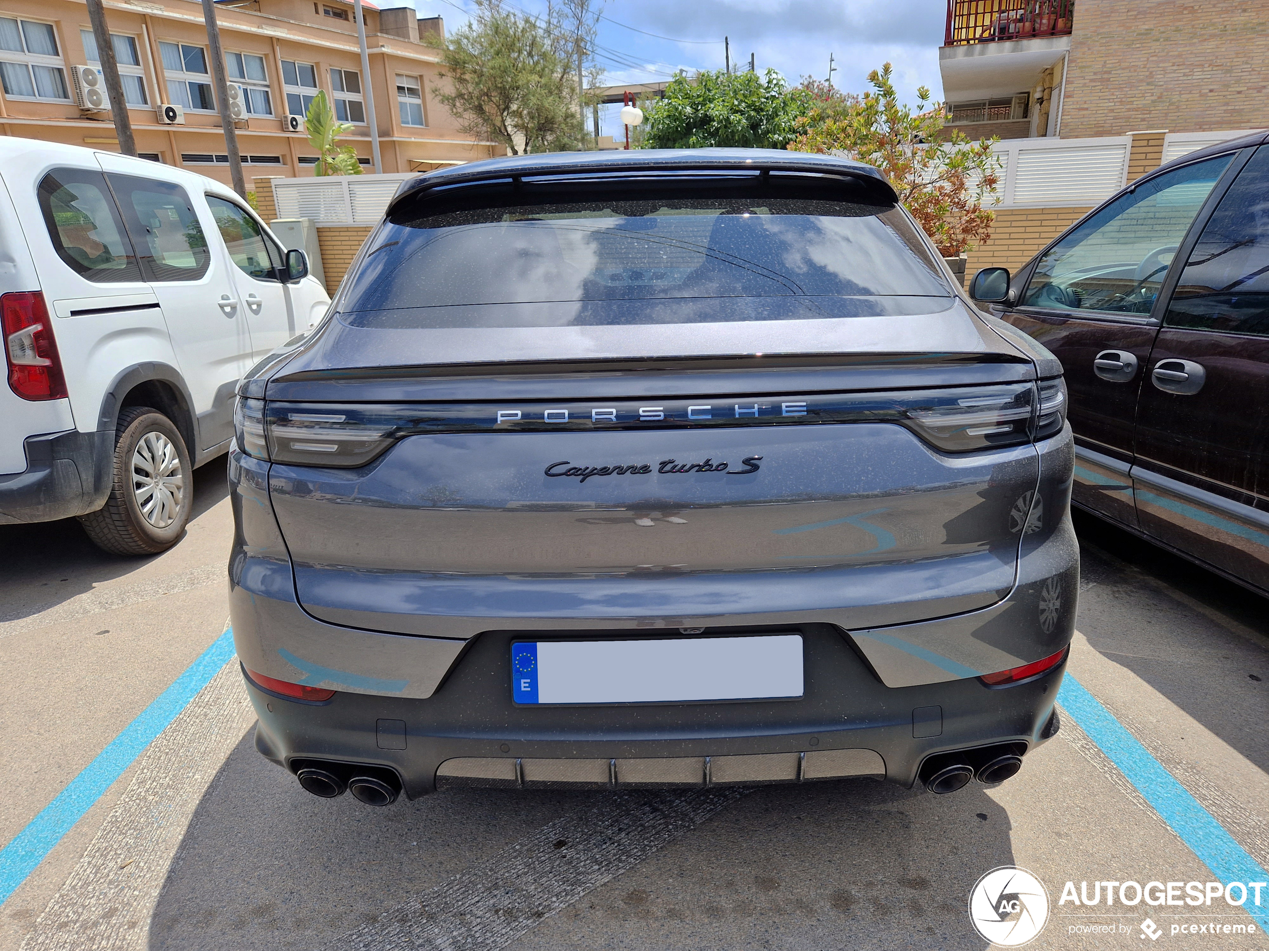 Porsche Cayenne Coupé Turbo S E-Hybrid