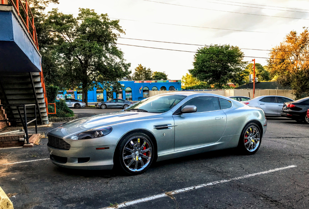 Aston Martin DB9