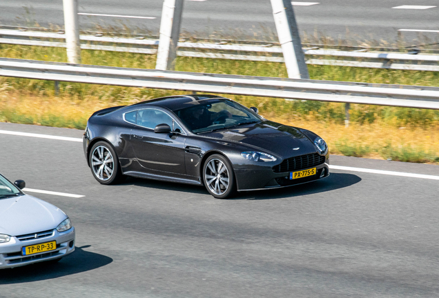 Aston Martin V8 Vantage S