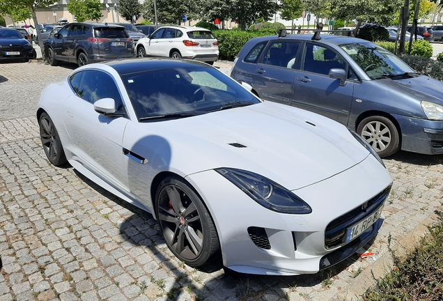 Jaguar F-TYPE S AWD Coupé British Design Edition