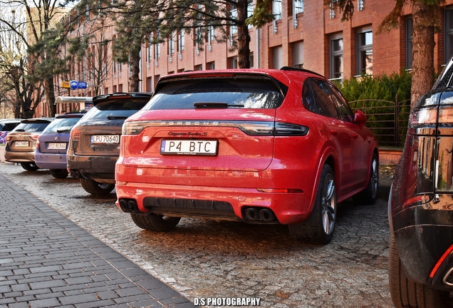 Porsche Cayenne Turbo S E-Hybrid