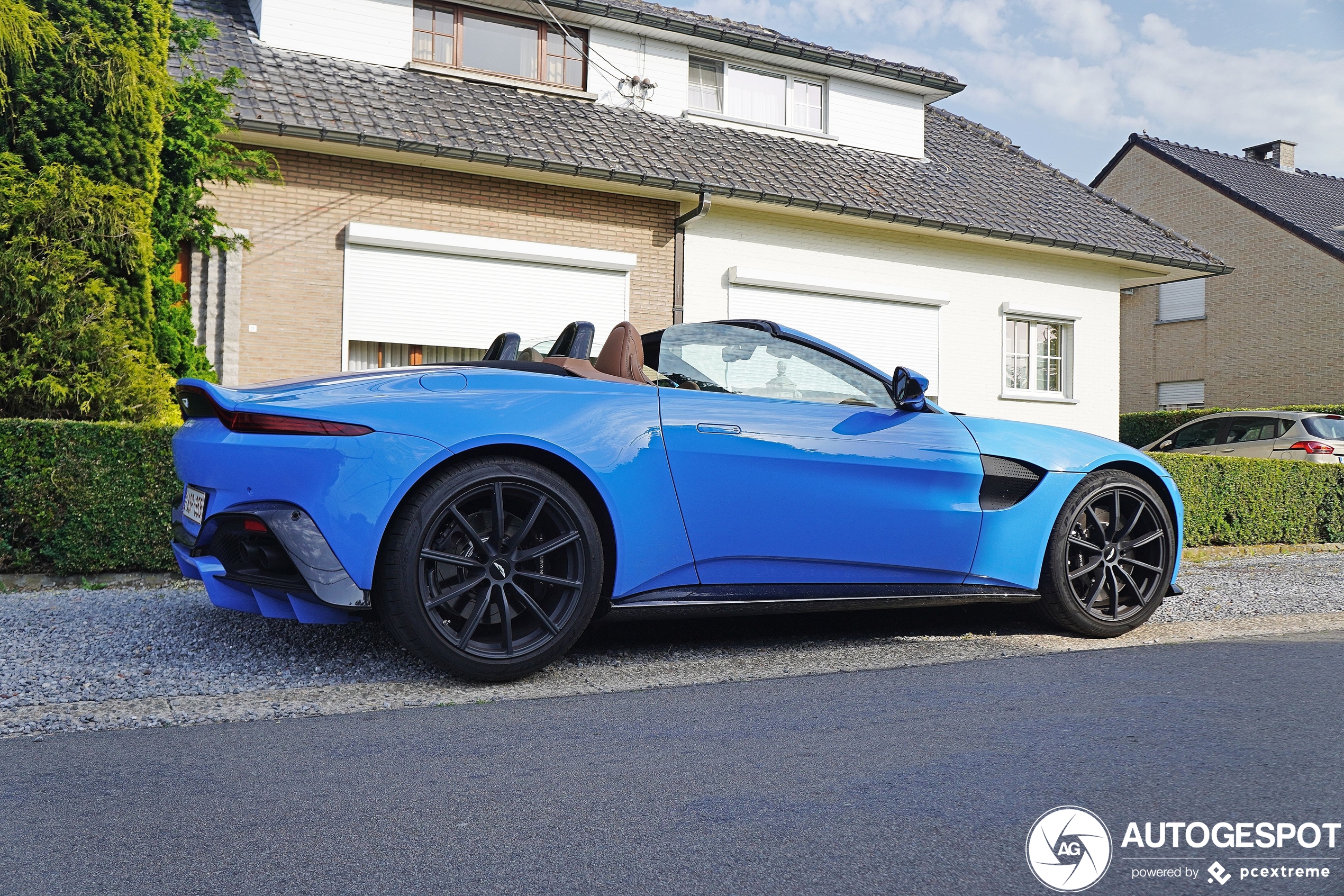 Aston Martin V8 Vantage Roadster 2020