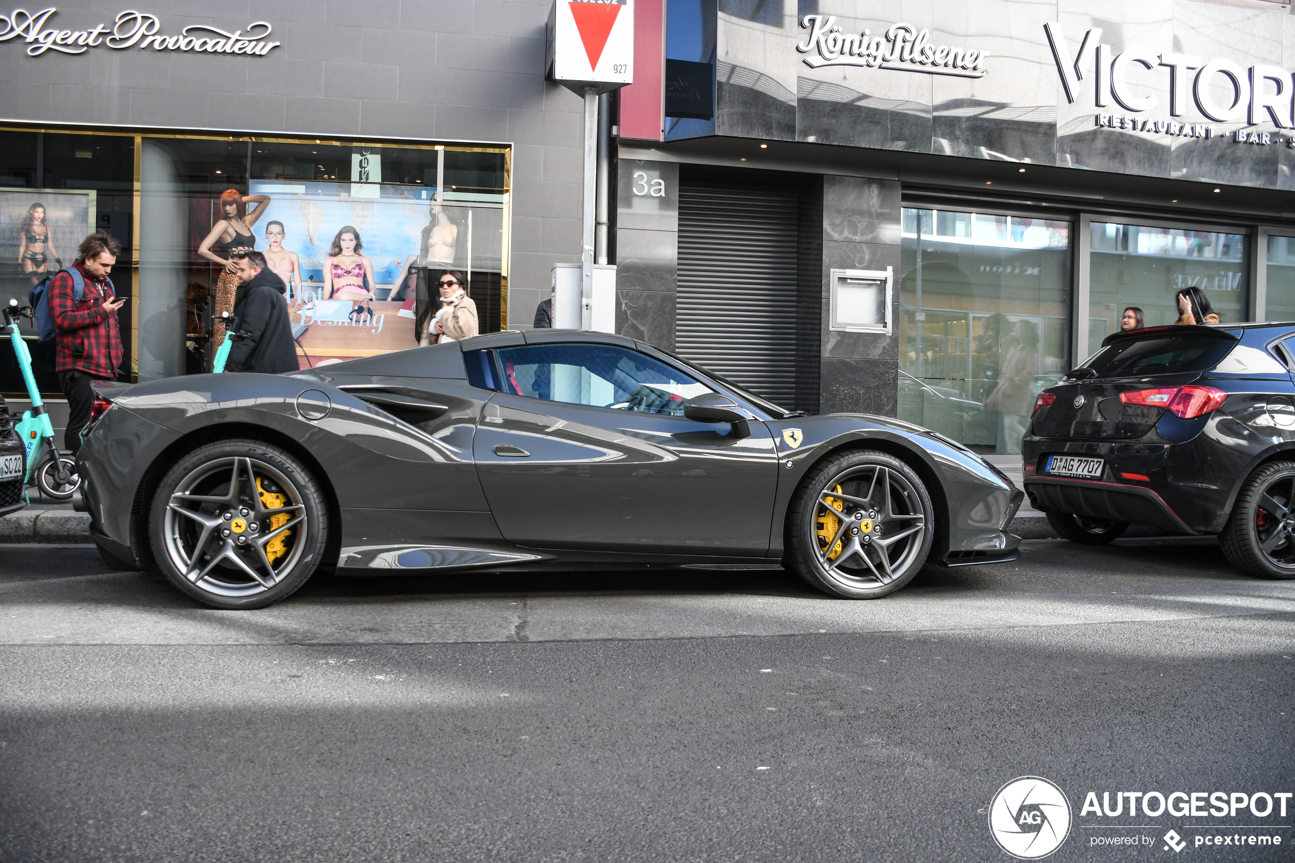 Ferrari F8 Spider