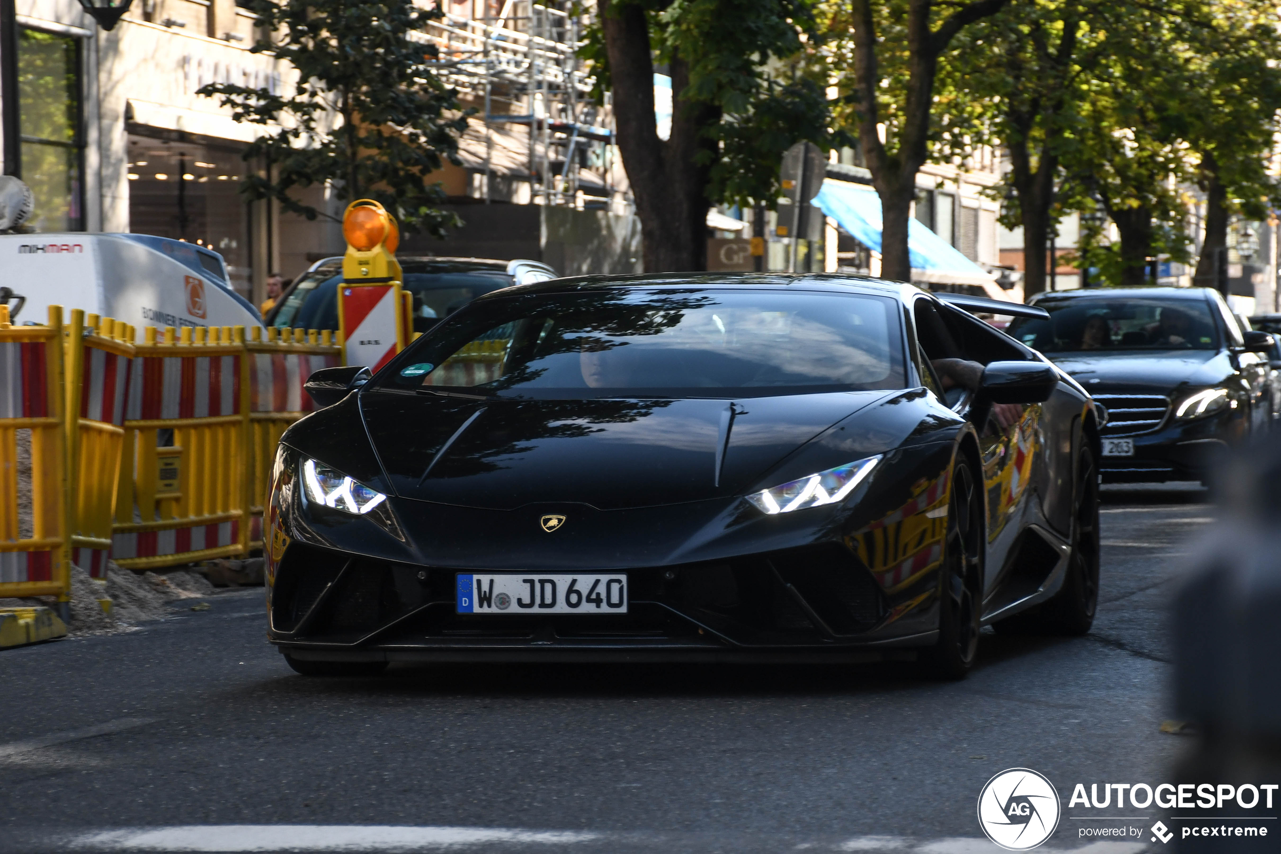 Lamborghini Huracán LP640-4 Performante