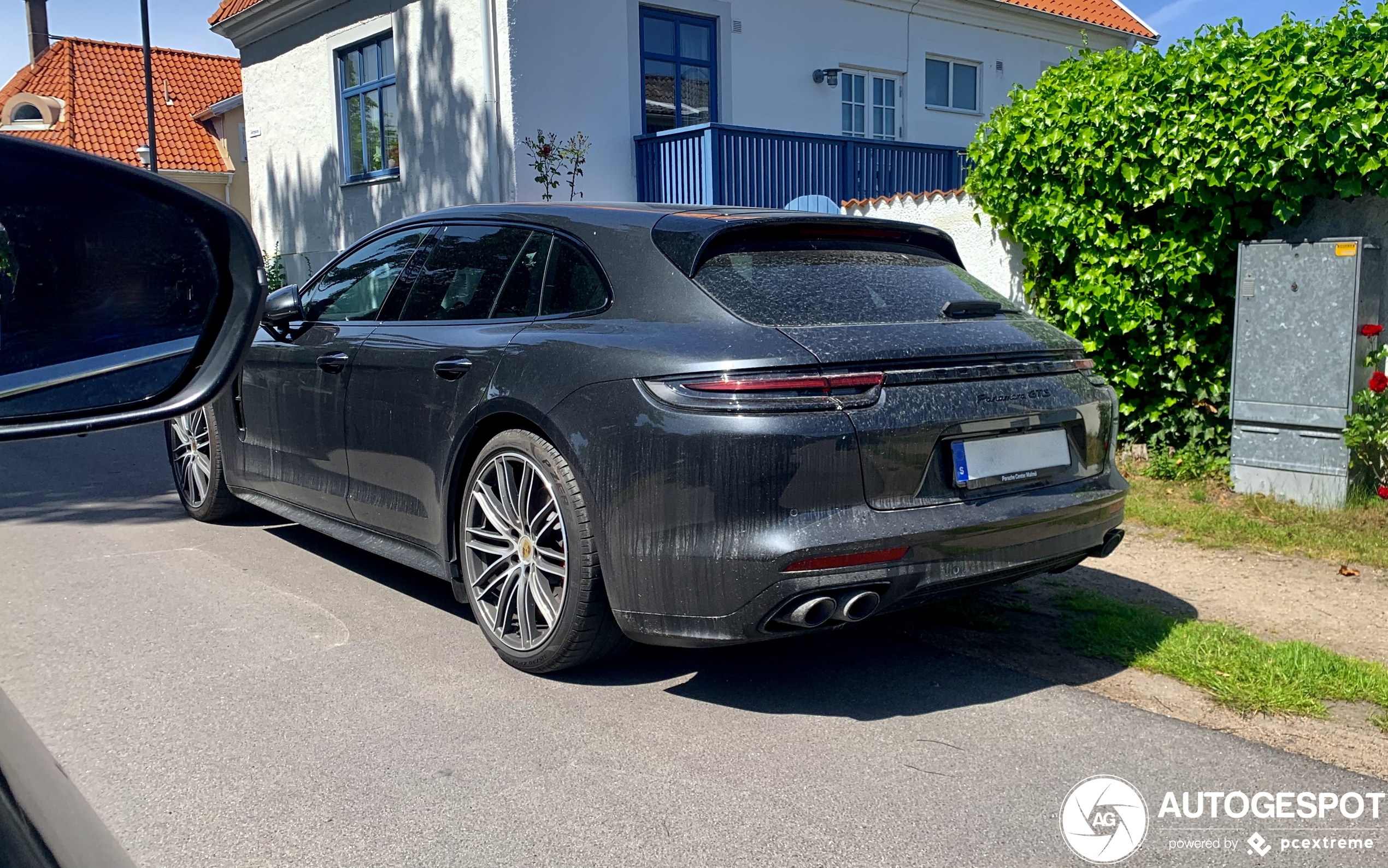 Porsche 971 Panamera GTS Sport Turismo