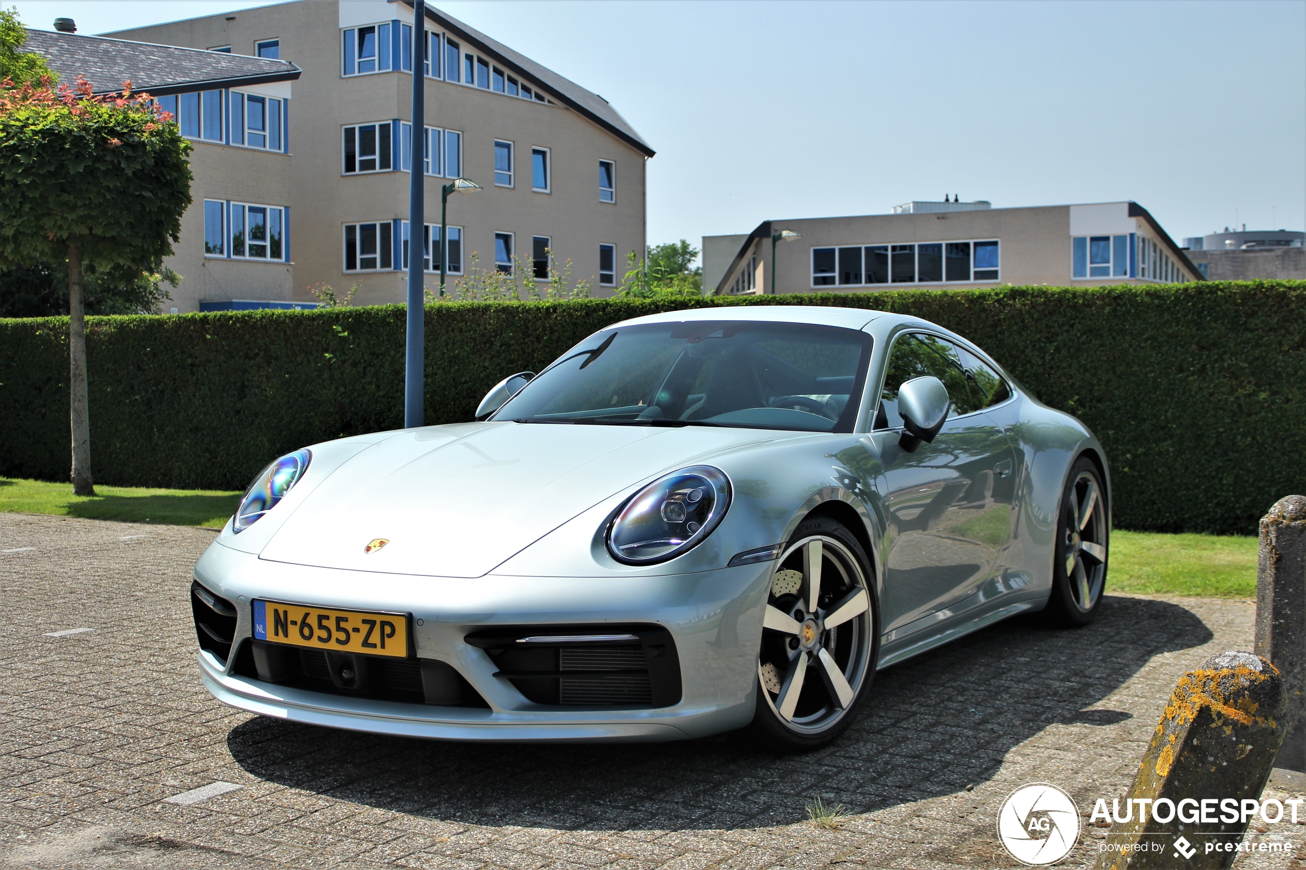 Porsche 992 Carrera 4S Ben Pon Jr. Edition