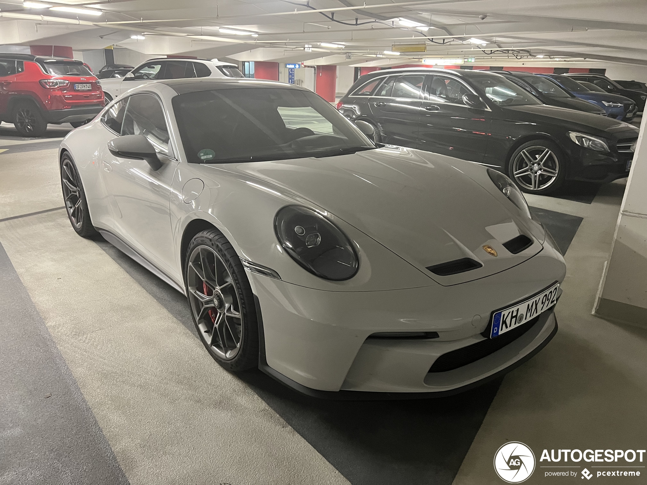 Porsche 992 GT3 Touring