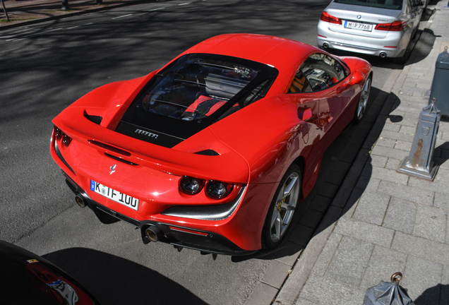 Ferrari F8 Tributo