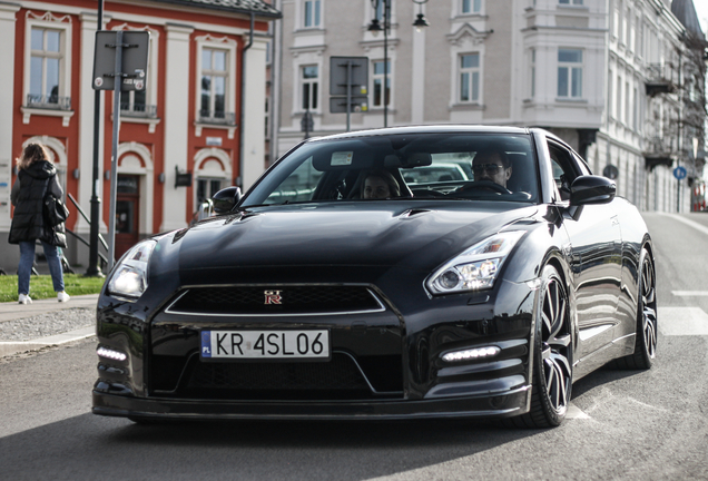 Nissan GT-R 2014