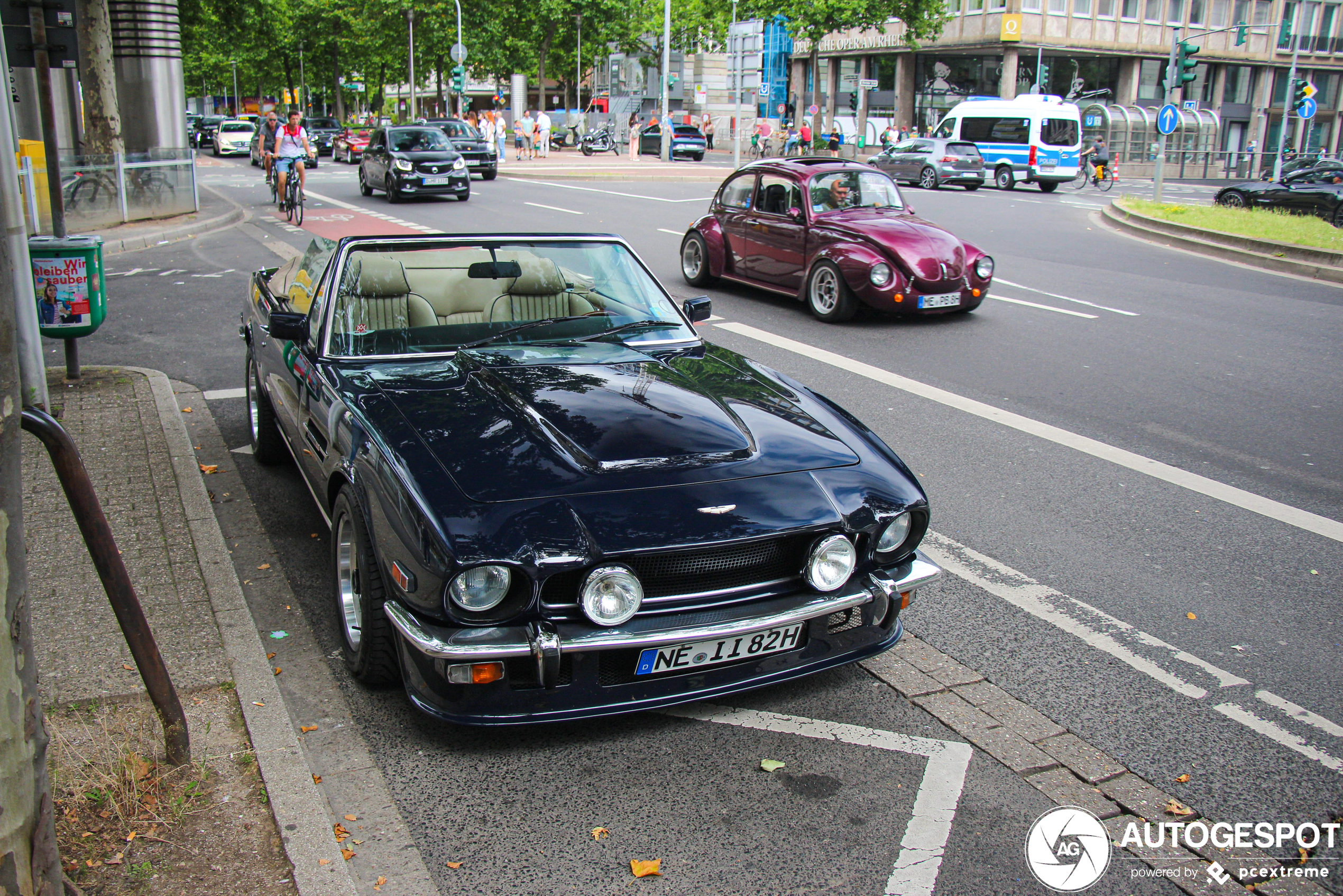 Aston Martin V8 Volante 1979-1989