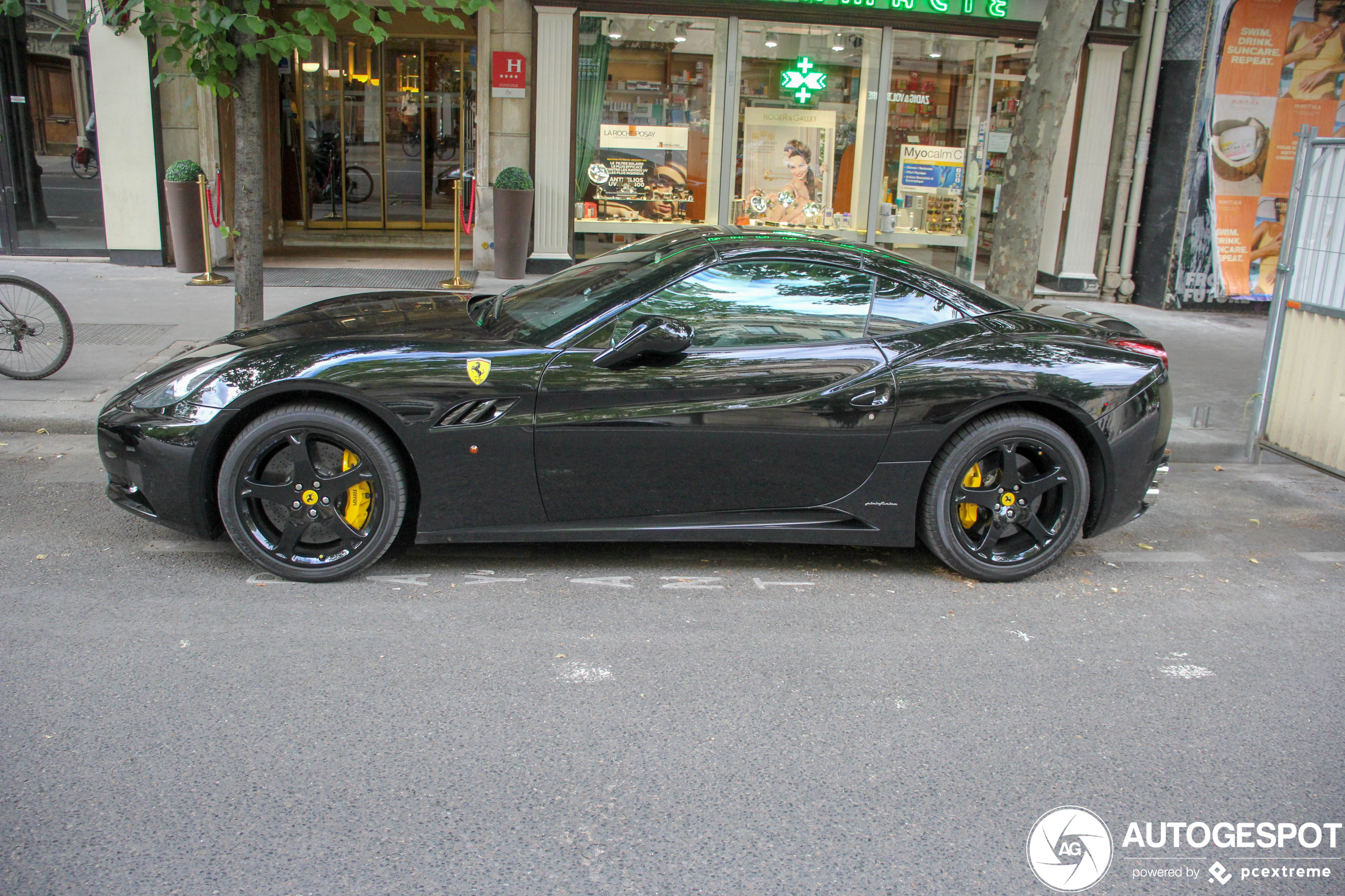 Ferrari California