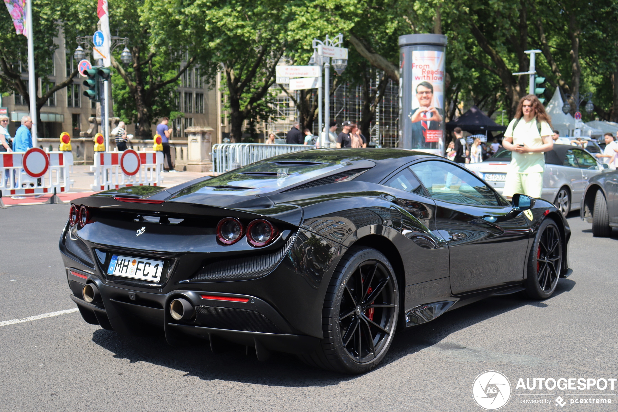 Ferrari F8 Tributo