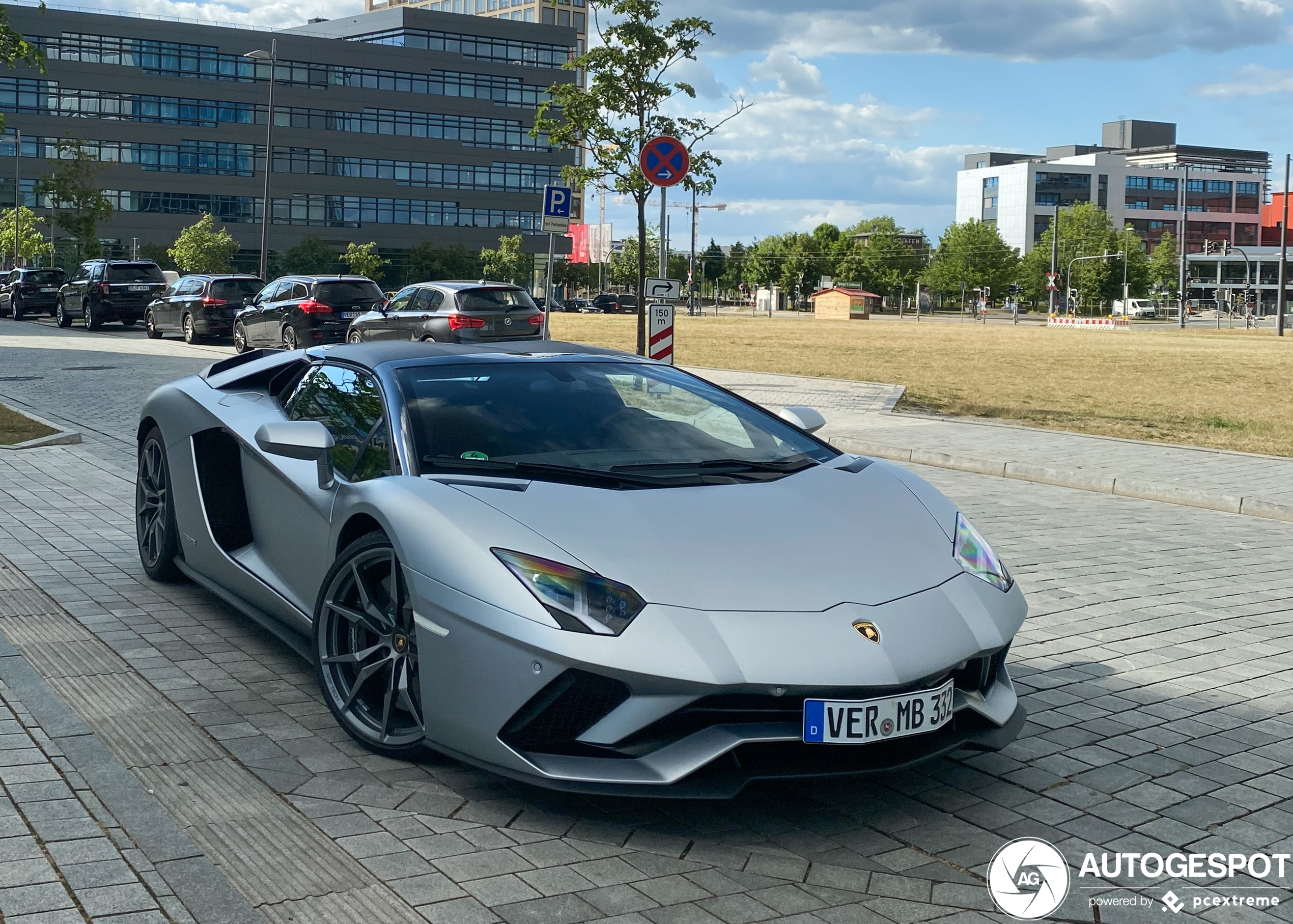 Lamborghini Aventador S LP740-4 Roadster