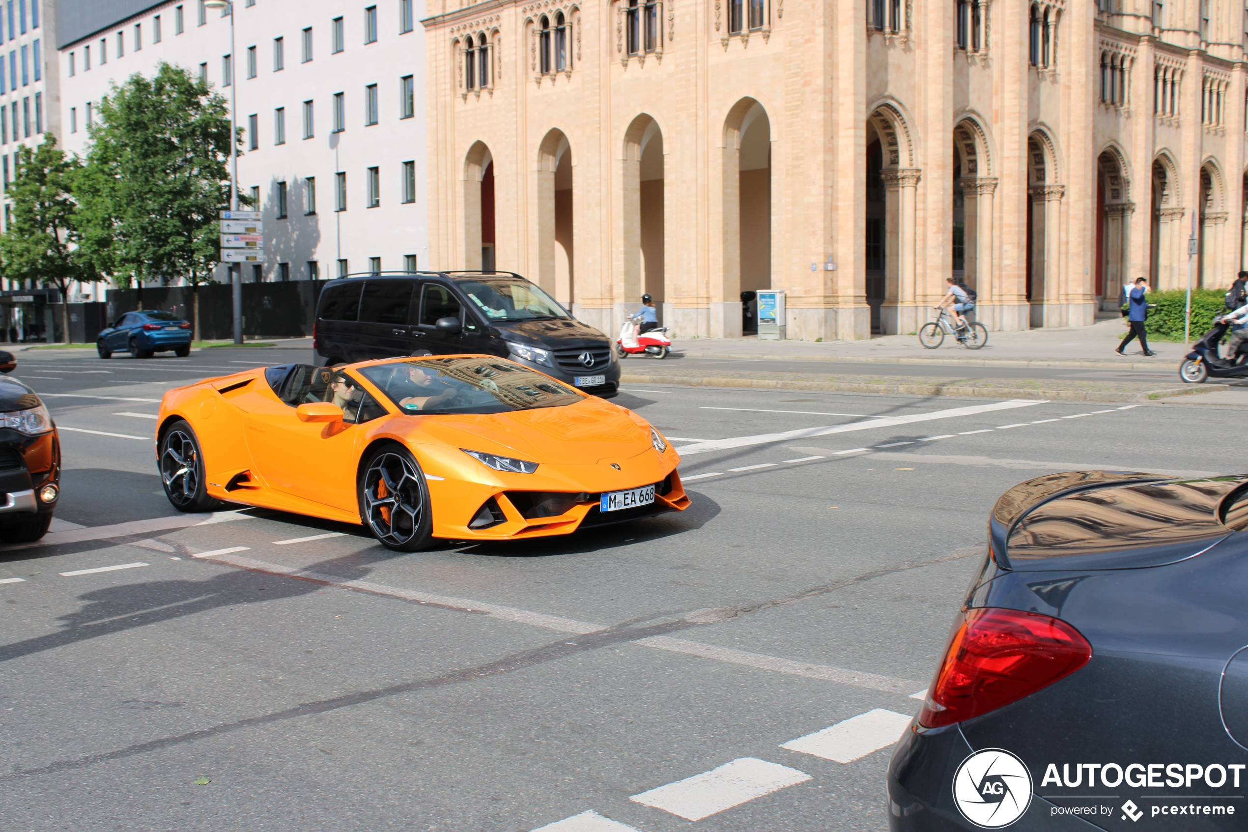 Lamborghini Huracán LP640-4 EVO Spyder