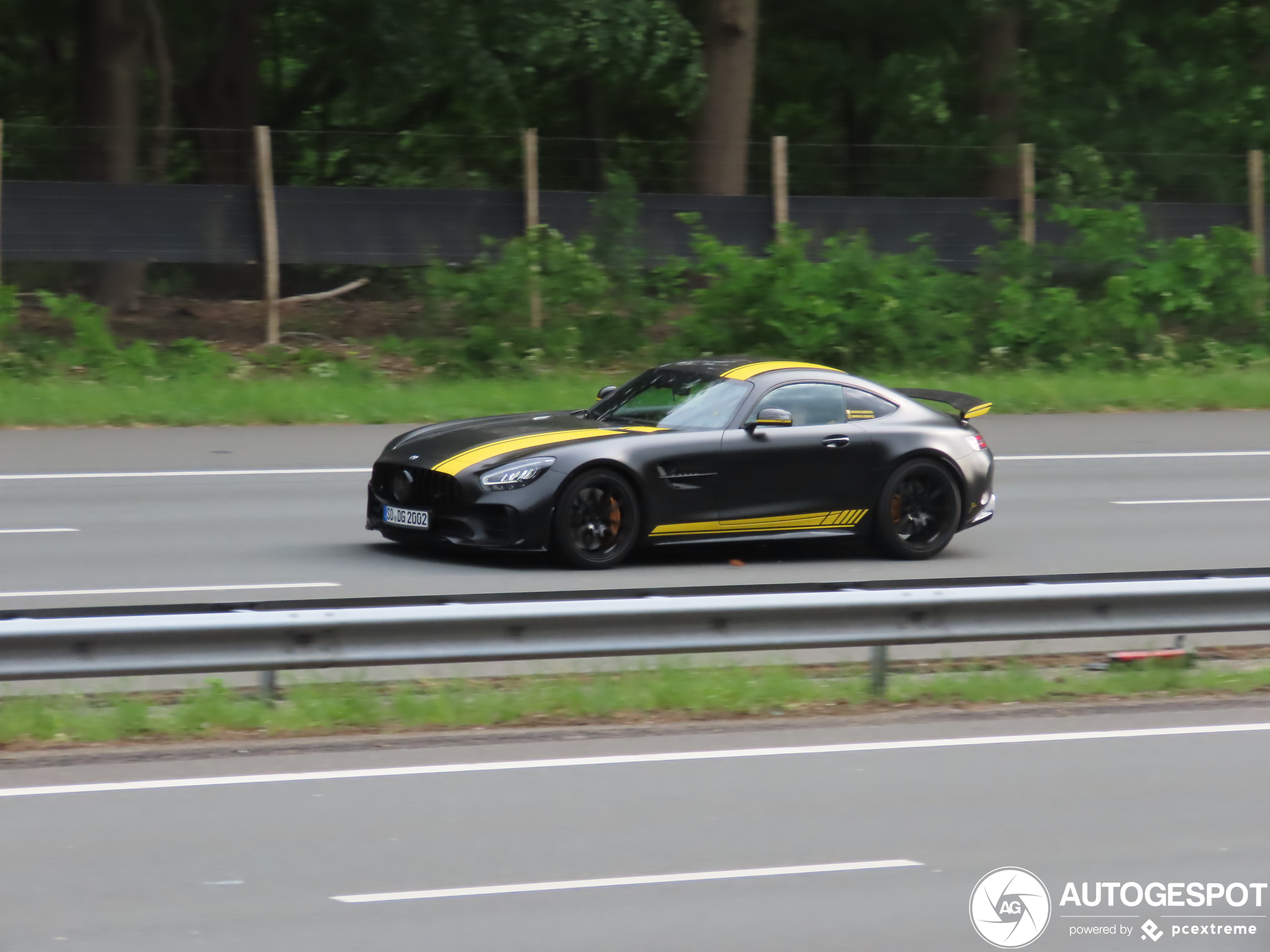 Mercedes-AMG GT R C190 2019