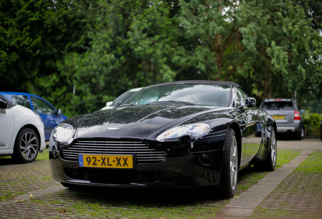 Aston Martin V8 Vantage Roadster