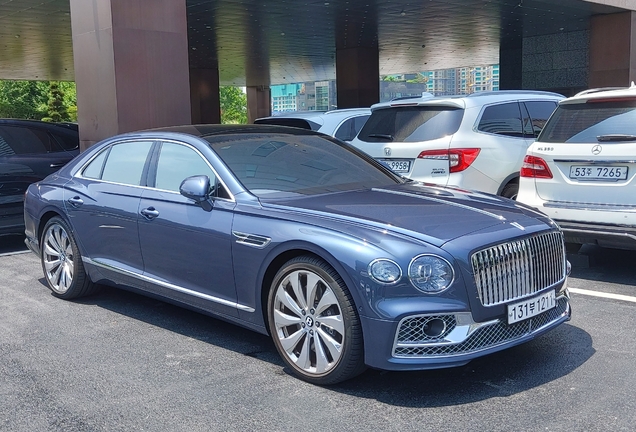 Bentley Flying Spur V8 2021