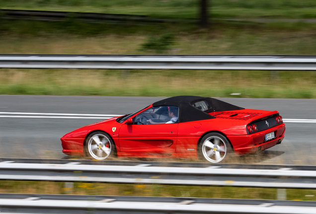 Ferrari F355 Spider