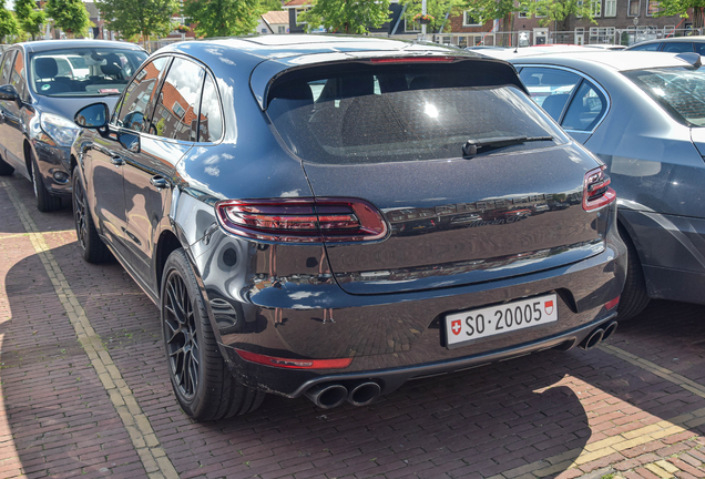 Porsche 95B Macan GTS