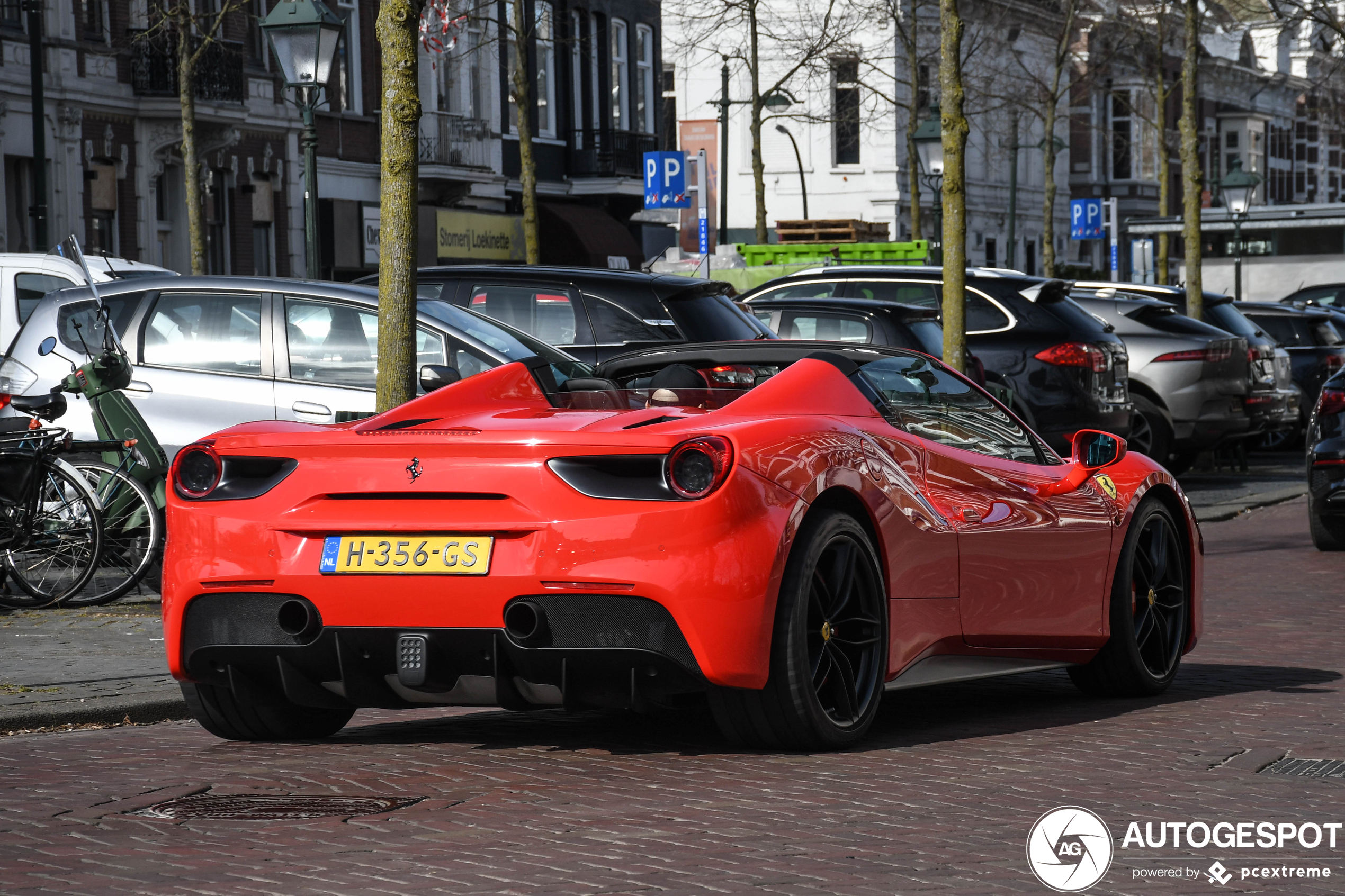 Ferrari 488 Spider