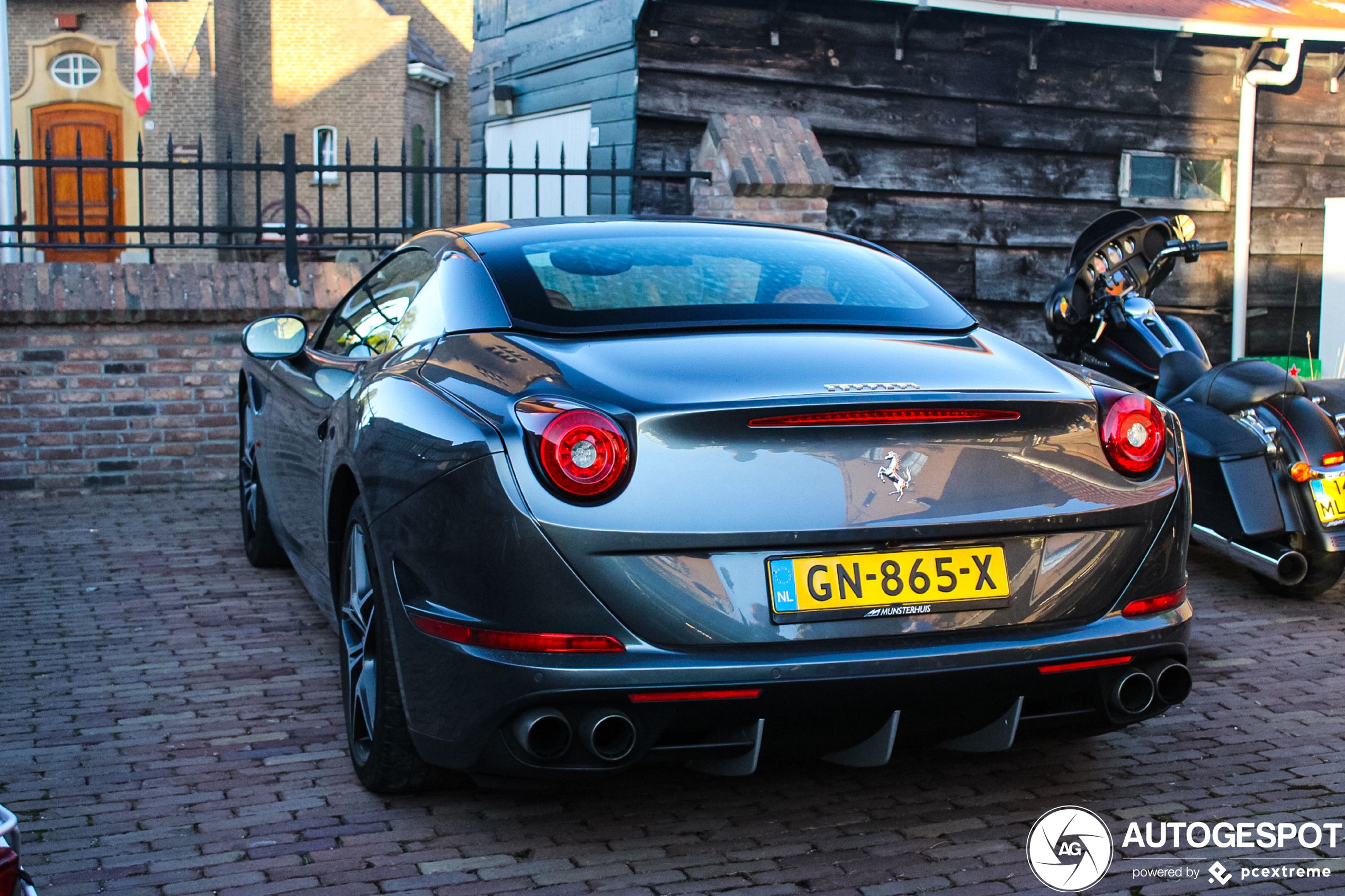 Ferrari California T