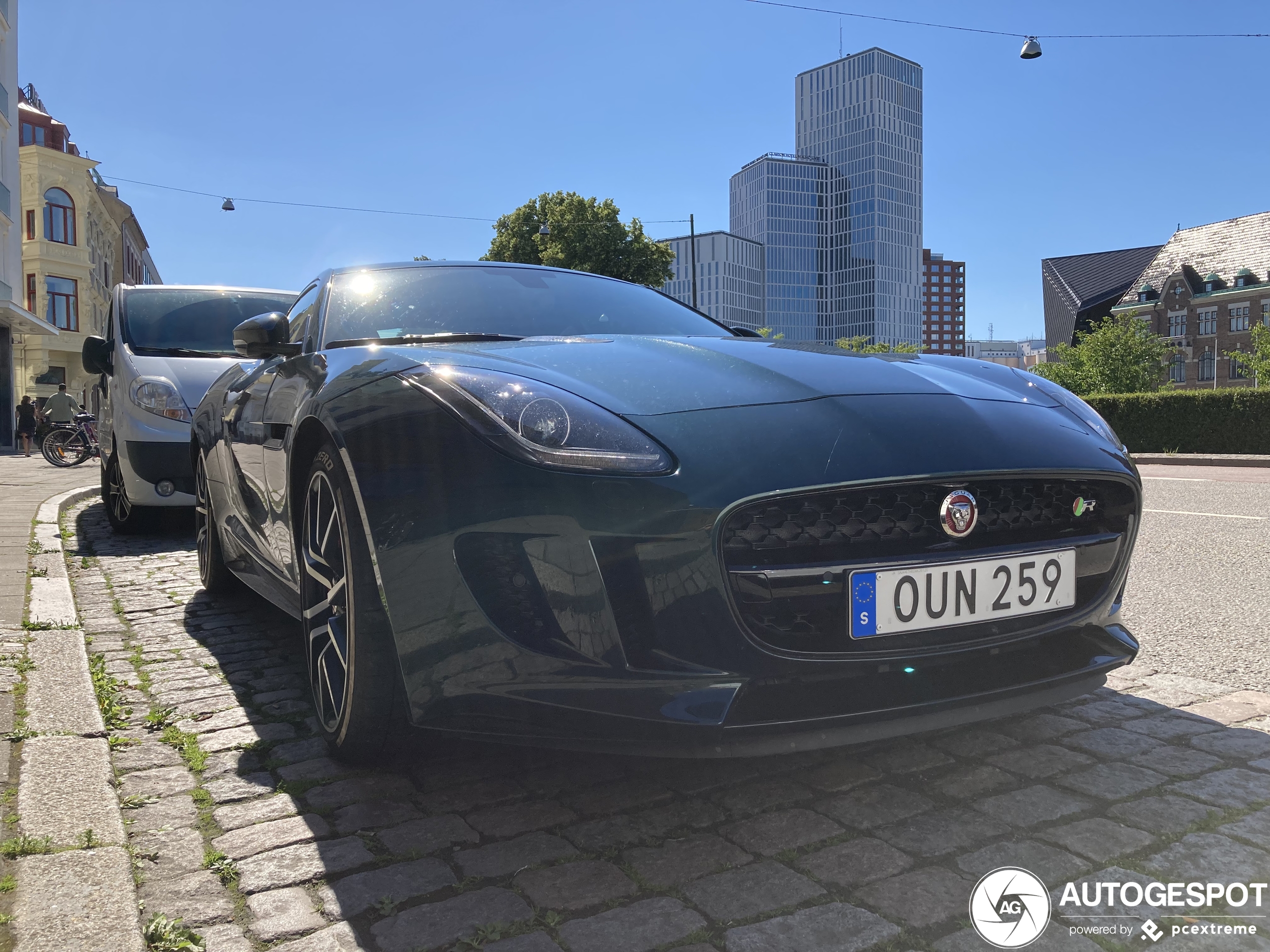 Jaguar F-TYPE R Coupé