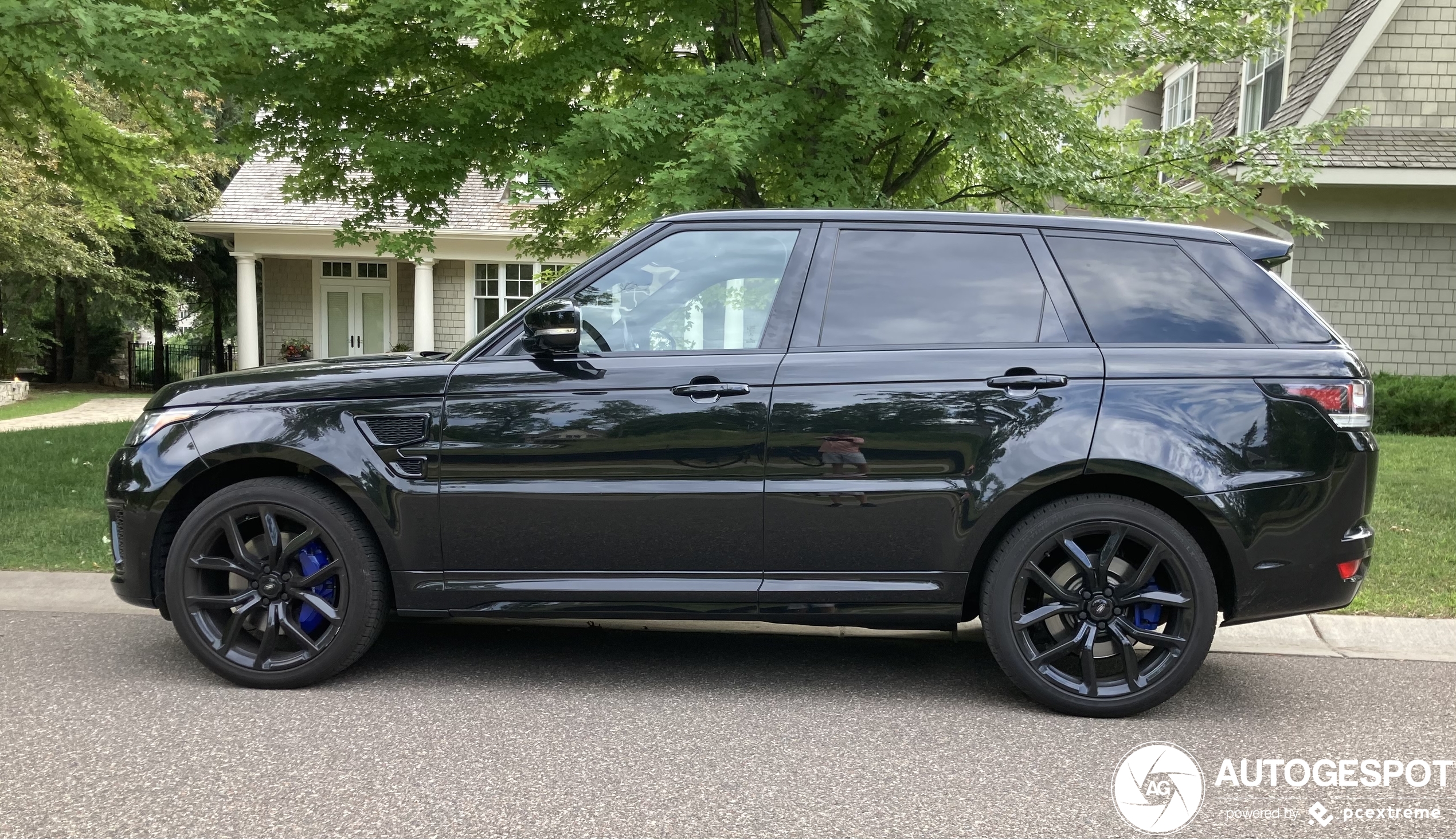 Land Rover Range Rover Sport SVR