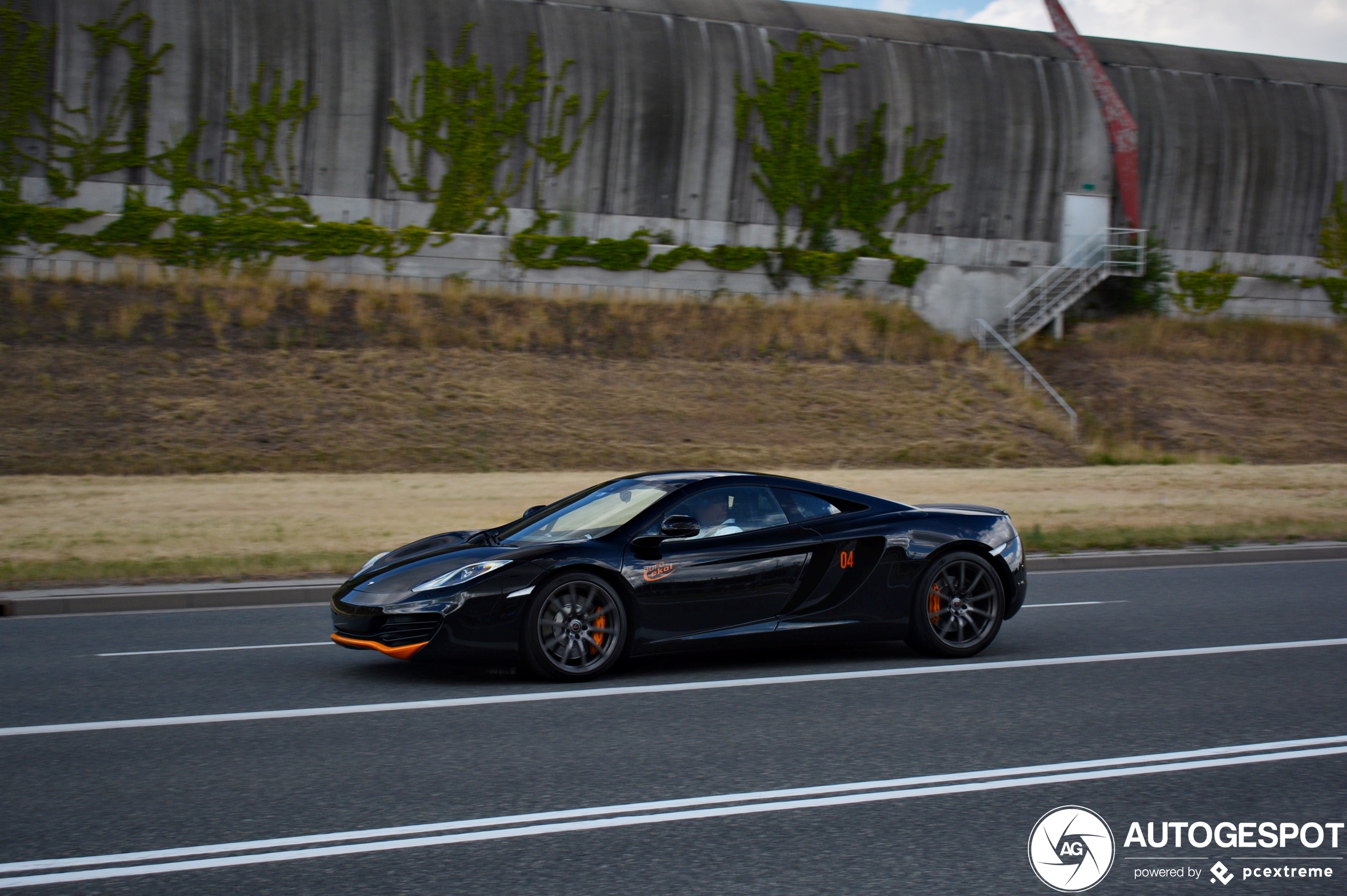 McLaren 12C