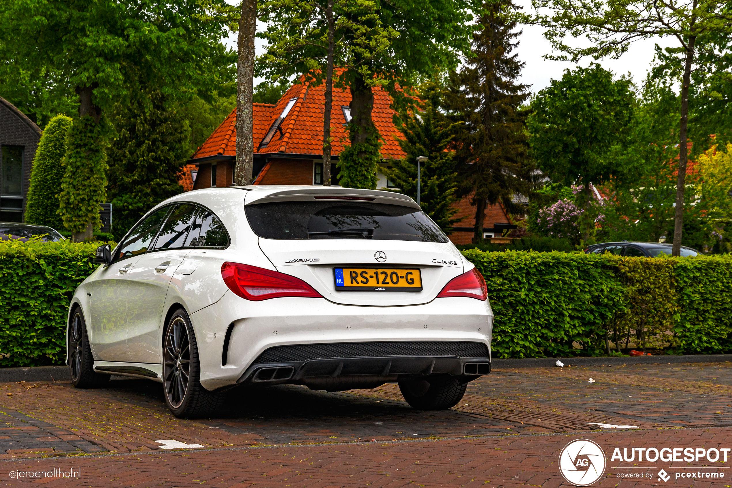 Mercedes-AMG CLA 45 Shooting Brake X117