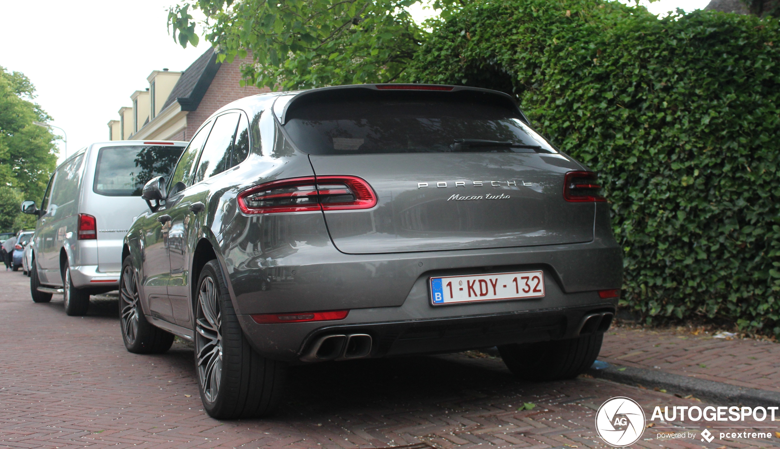 Porsche 95B Macan Turbo