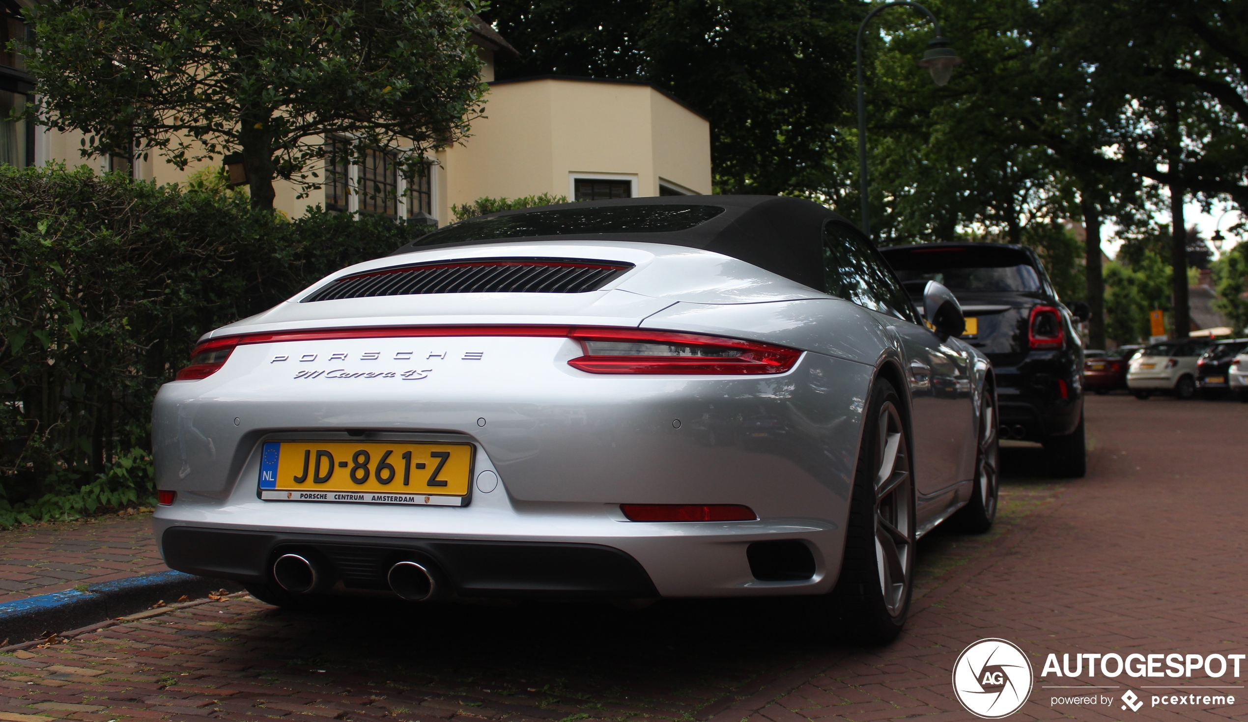 Porsche 991 Carrera 4S Cabriolet MkII