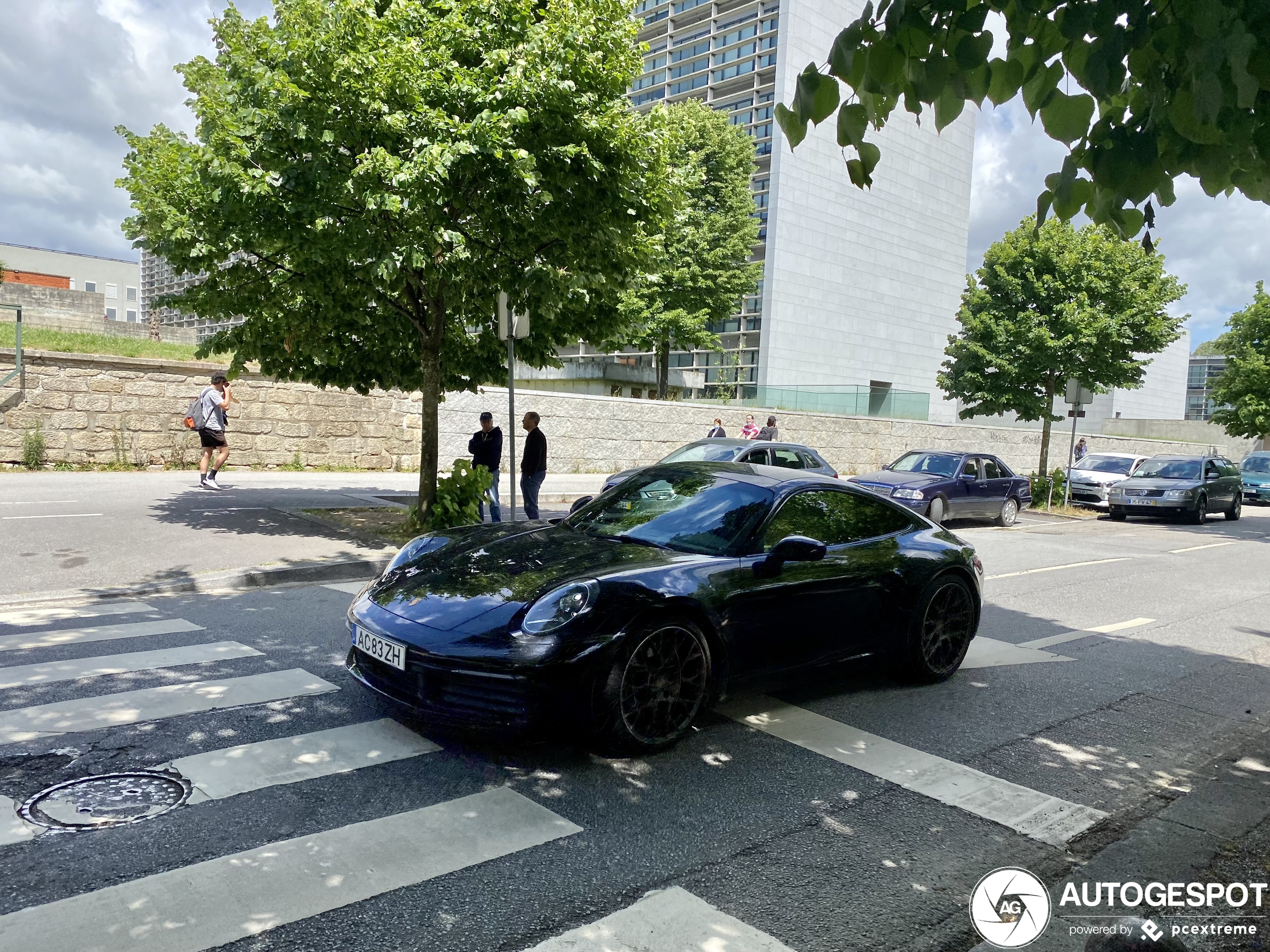 Porsche 992 Carrera 4S