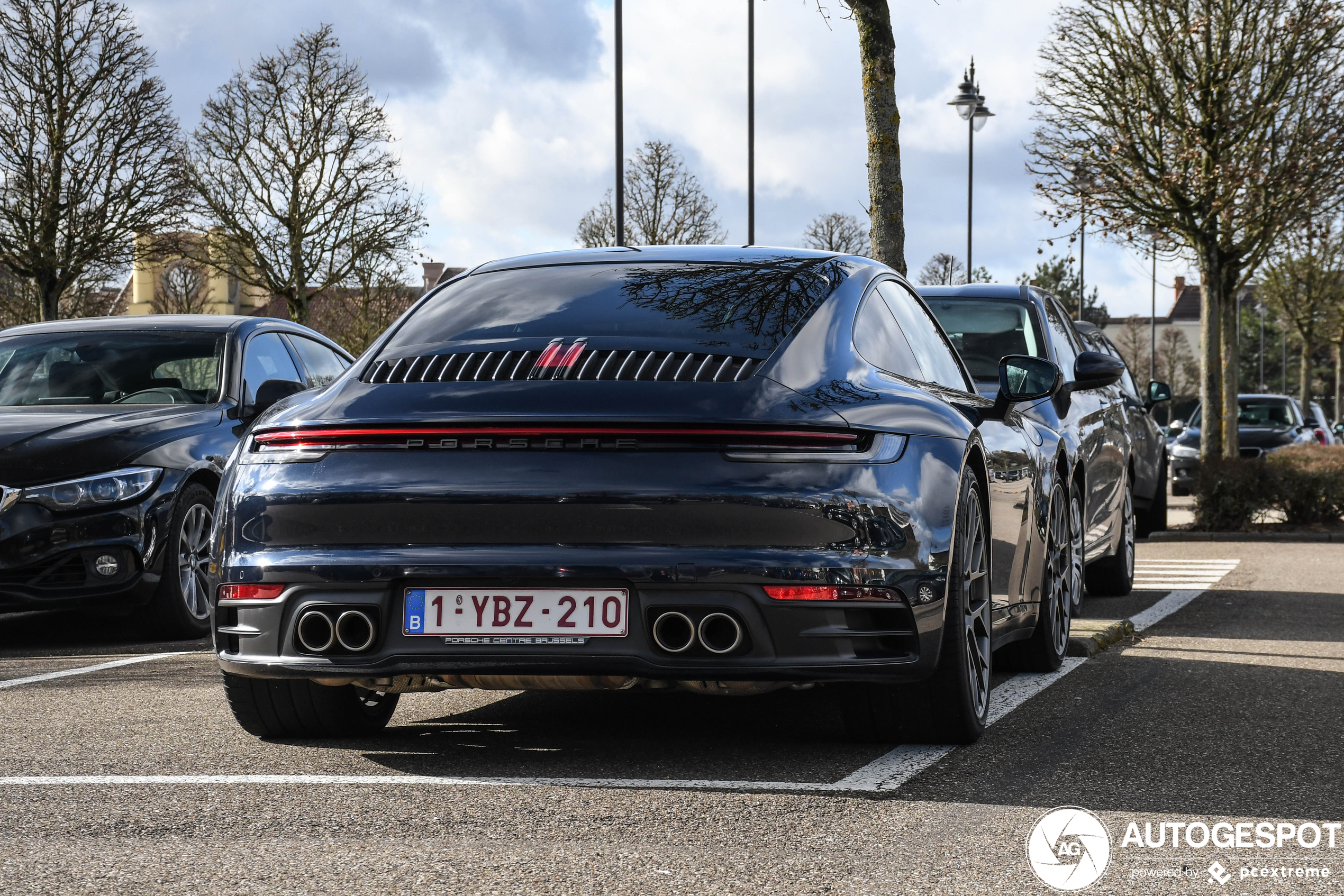 Porsche 992 Carrera 4S