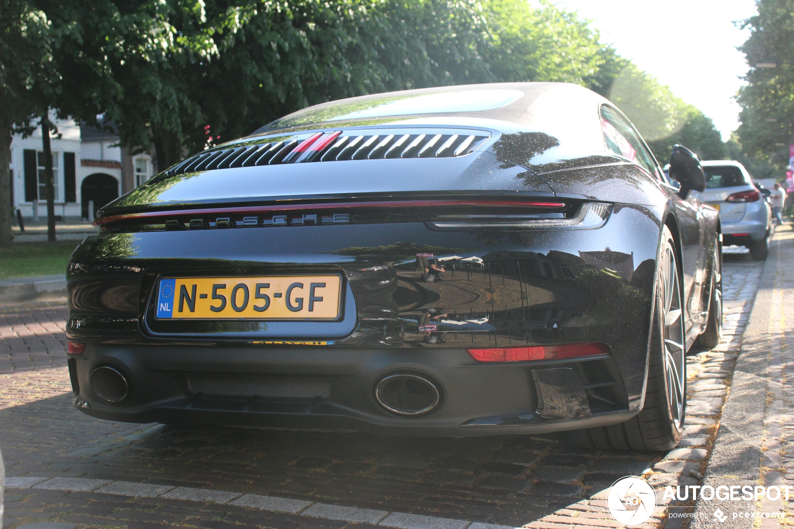 Porsche 992 Carrera 4S Cabriolet