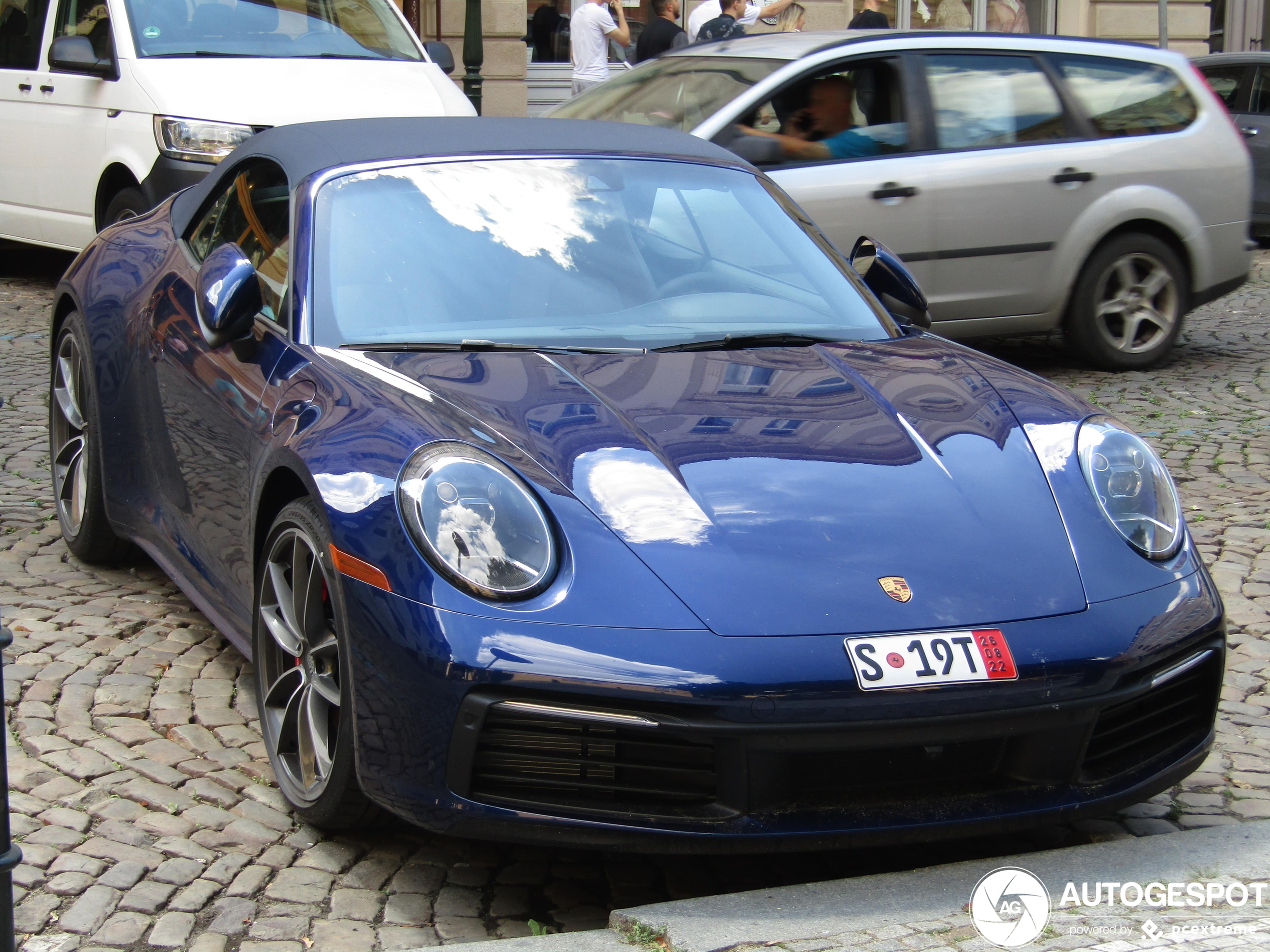 Porsche 992 Carrera 4S Cabriolet