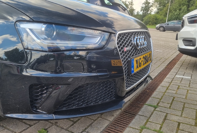 Audi RS4 Avant B8